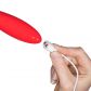 Satisfyer Twirling Fun Tip Klitoris Vibrator Produktbillede med hånd 51